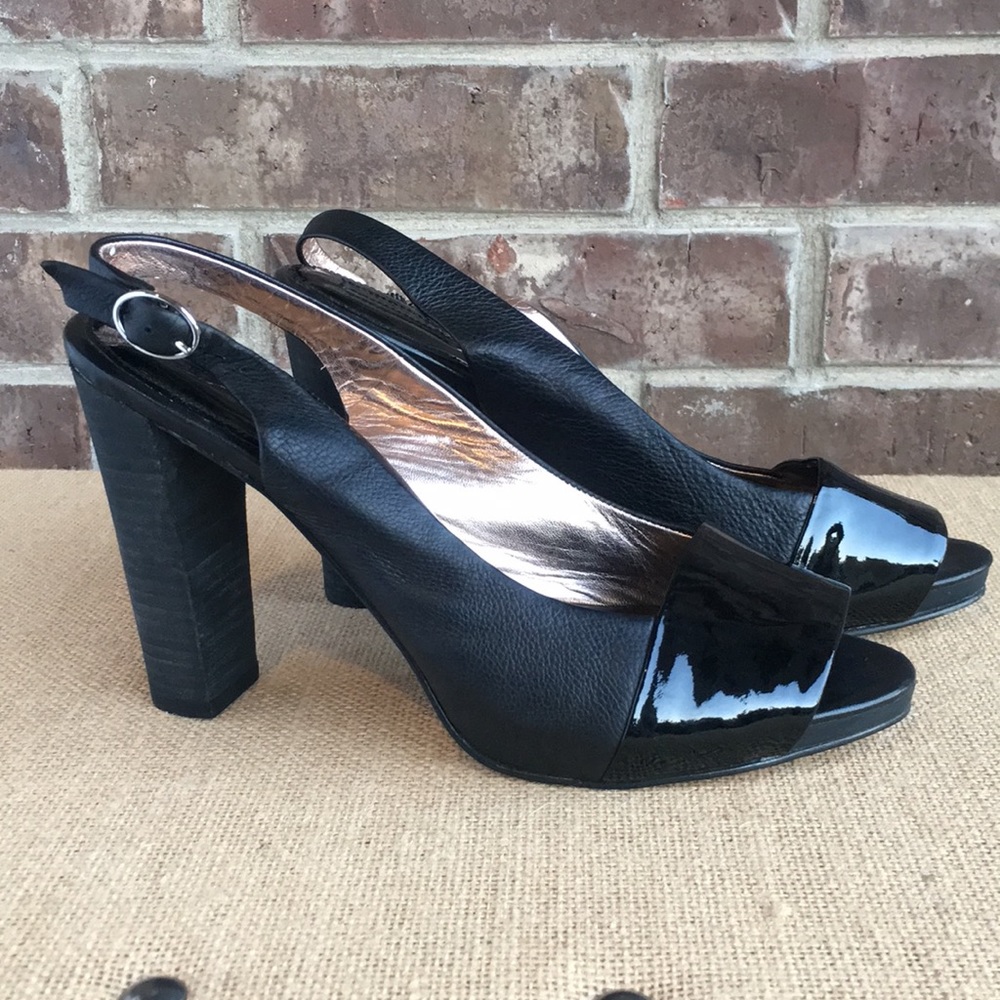 Banana Republic Slingback Leather Heels
